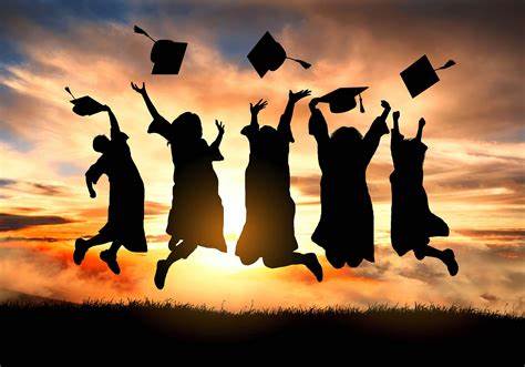 Congratulations on seven students’ graduations